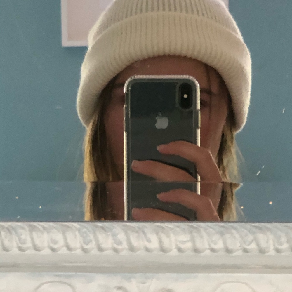White beanie